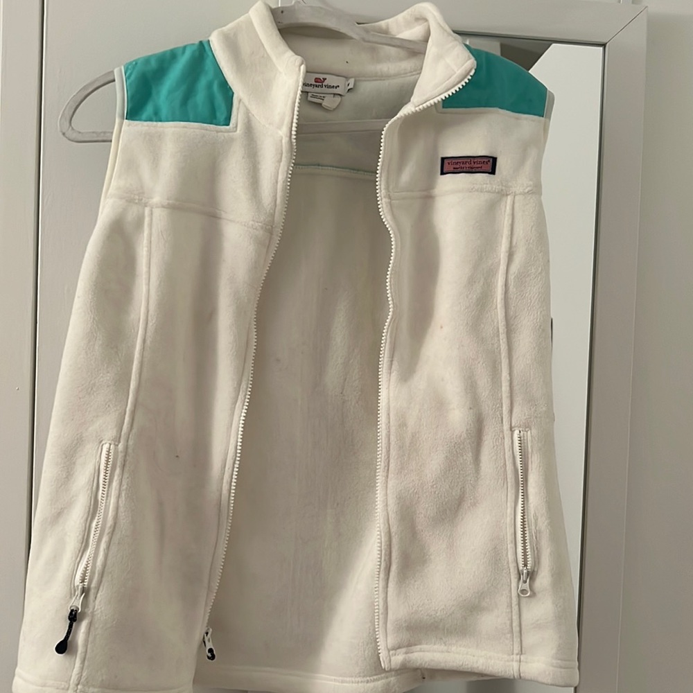 Vineyard vines vest